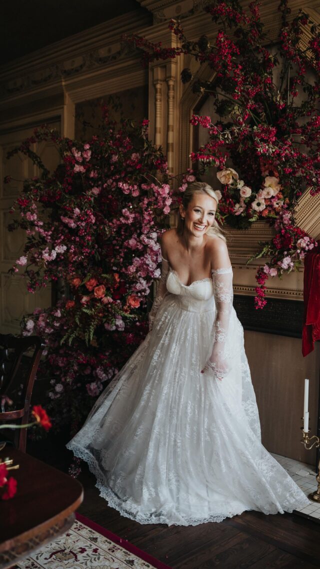 Headed in to a flower-filled week! Thankful for my team who has been awaiting this week. We are gonna crush it!!!!!!
“I must have flowers. Always and always.”~ Monet

.

Credits from this lovely spring day:

Host & Photos: @garnetdahlia
Coordination: @ke_coordination
Venue: @aldenvilla1881
Videographer: @retrosespectivefilms
Florist: @splintsanddaisies
Stationary: @corkandchambers
Rentals: @tayloredeventsandrentals
Hair: @sarak.beauty
MUA: @dezcruzbridal 
Cake: @sweetsadiescustomcakes
Dress: @lulus
Jewelry: @maejeanvintage
Shoes: @sheischeval
Car: @mopeds_and_scooters 
Models:  @thestyledduo 

#localflowers #lancasterflorist #lancasterwedding #nofloralfoam #claudemonet