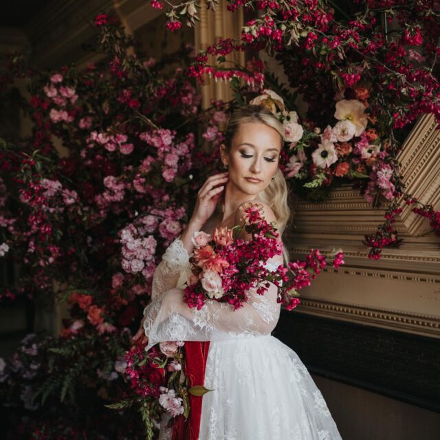 Oh hey hi from the worlds worst instgrammer!!! 🙋🏻‍♀️🙋🏻‍♀️

Dats me.

I will flower you up like crazy…….. but Lord help me with posting anything I did.  2 weddings this past weekend and you can guess what I did with my “camera”…….

At least there are amazing photographers like @garnetdahlia to document what I create!!!!

Host & Photos: @garnetdahlia
Coordination: @ke_coordination
Venue: @aldenvilla1881
Videographer: @retrosespectivefilms
Florist: @splintsanddaisies
Stationary: @corkandchambers
Rentals: @tayloredeventsandrentals
Hair: @sarak.beauty
MUA: @dezcruzbridal 
Cake: @sweetsadiescustomcakes
Dress: @lulus
Jewelry: @maejeanvintage
Shoes: @sheischeval
Car: @mopeds_and_scooters 
Models:  @thestyledduo