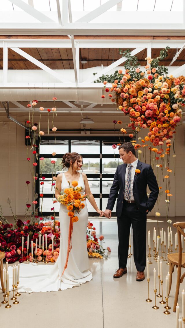 Dahlia season is in full swing and so are weddings! 

Back from the beach, enjoying the last of summer, and Gearing up for a busy fall (but with lovely little pops of hiking, of course).
Mega lovely Venue: @thebookinghouse 
PC @madeline.isabella 
Rentals @sapphireroad_abby 
Dress @poshbridallanc 
Hair @darlisbridalco 
MU @veroleighco 
Model @myriahresch 
@rettewscatering @specialoccasionscollection @shawnfisherproductions