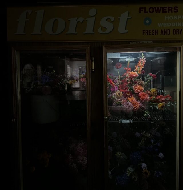 Snapped this early am……. First cooler light on…..and first light in the studio.
Just adoring this wedding we are working on this week with @spruceweddingsandevents @excelsiorlancasterpa .
Today was a full day of excitement, as each and every centerpiece was different and fun. We were actually able to PLAY. (Florist joke, since everyone calls it “playing with flowers”).

#lancasterwedding #lancastercity #localflowers #fingerlakesflorist #lancasterflorist